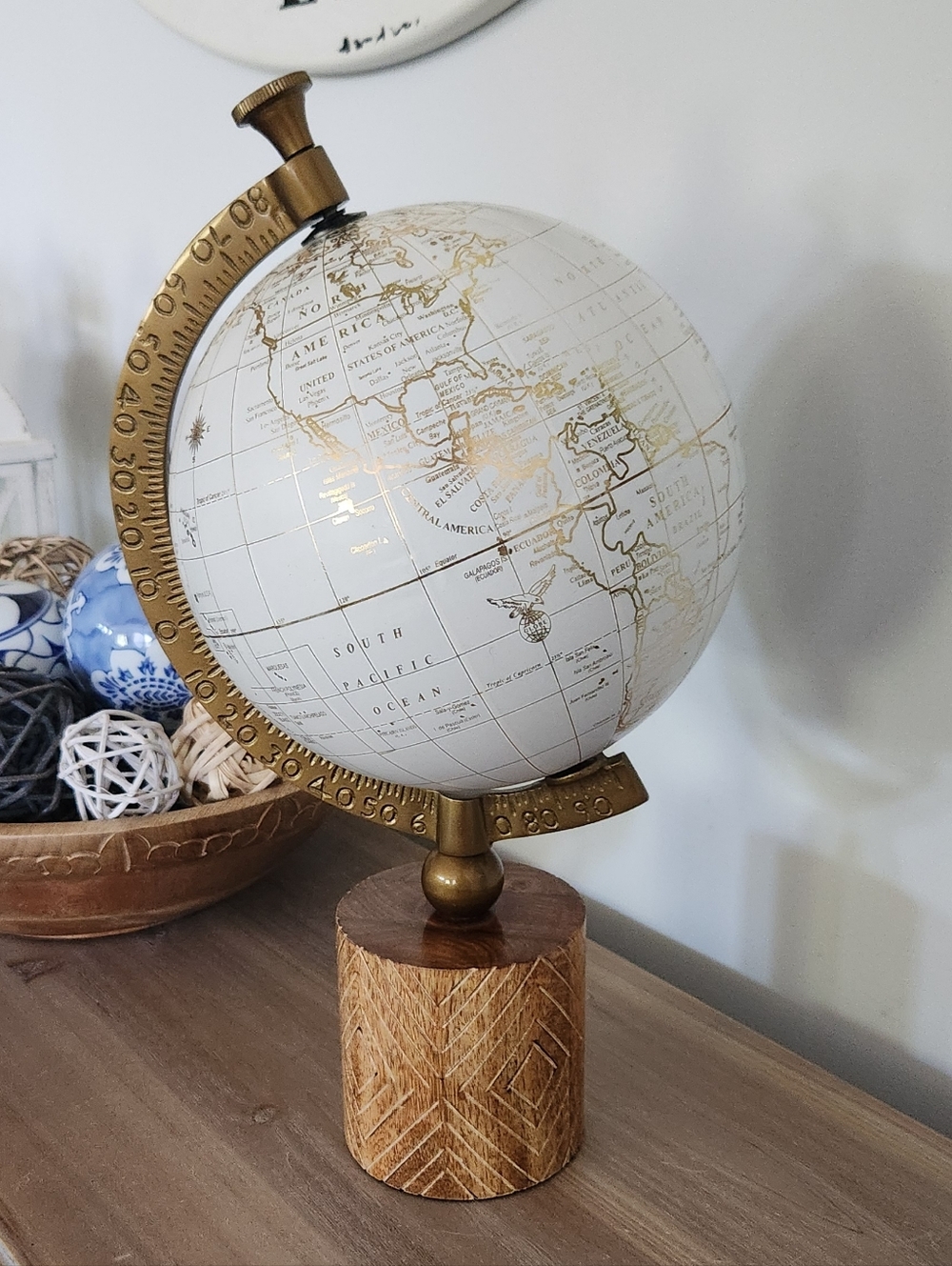 ​🌎 Elegant White & Gold Decorative Desktop Globe 15 Inches Tall Executive Look - Picture 4 of 16